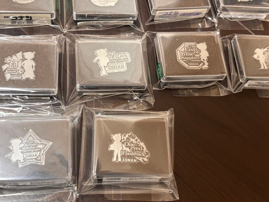 名探偵コナン　劇場版　ピンバッジ　映画　ピンズ