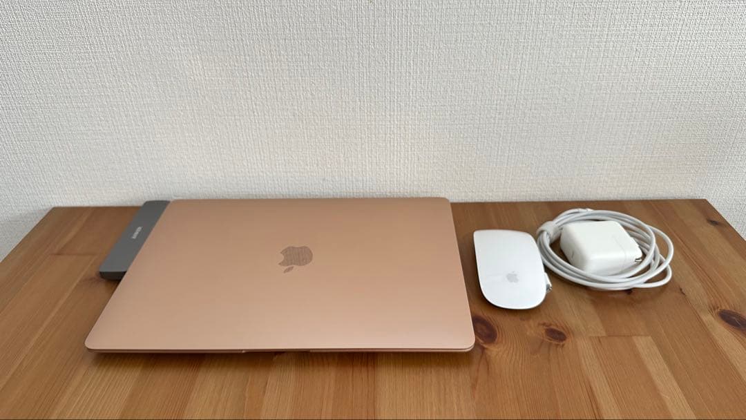ブチャラTVさま専用【美品】MacBook Air M1 2020 充放電99回