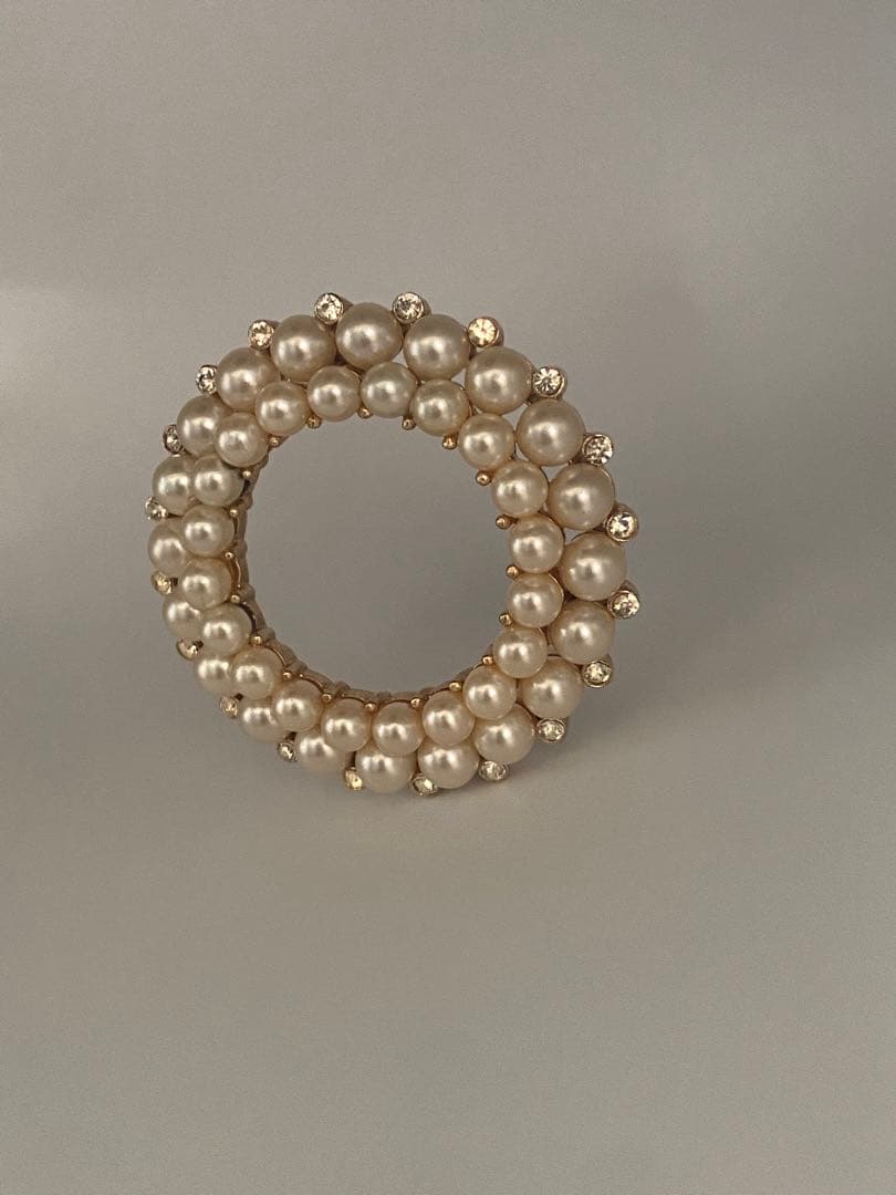 lotuscloud 2513⭐️TRIFARI トリファリヴィンテージブローチ