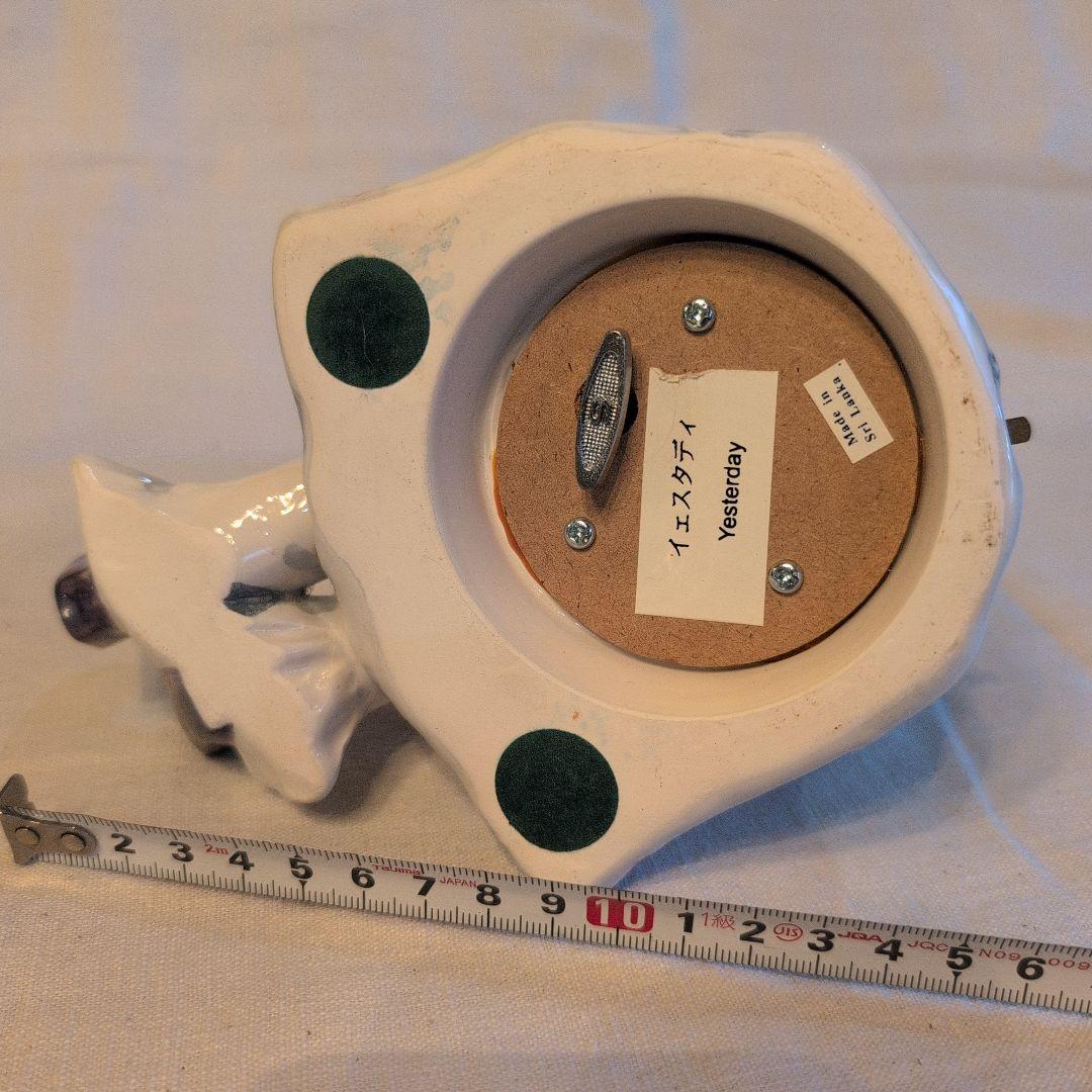 陶器のオルゴール人形　イエスタディ 高さ15cm