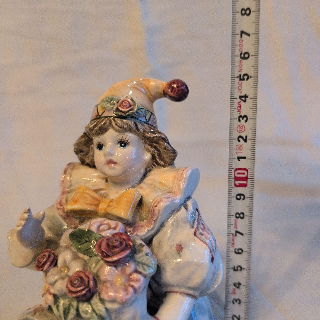 陶器のオルゴール人形　イエスタディ 高さ15cm