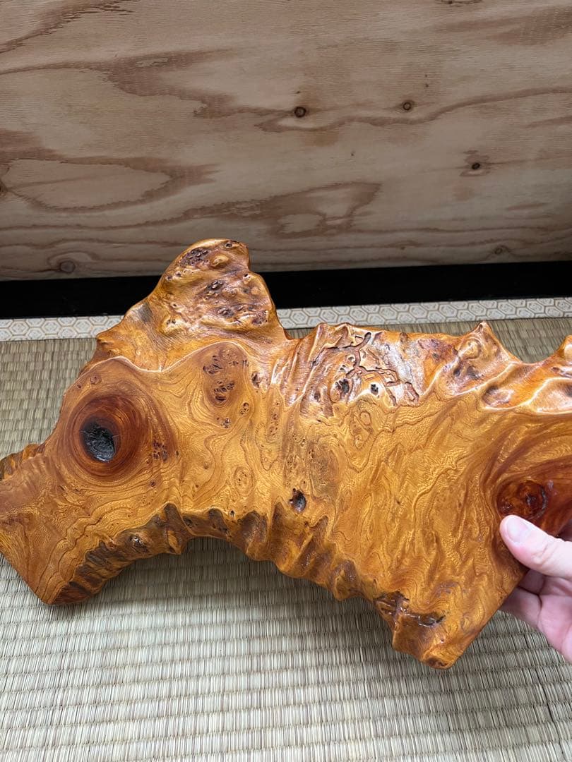 天然木 一枚板の装飾テーブル 脚付 花台 フラワースタンド