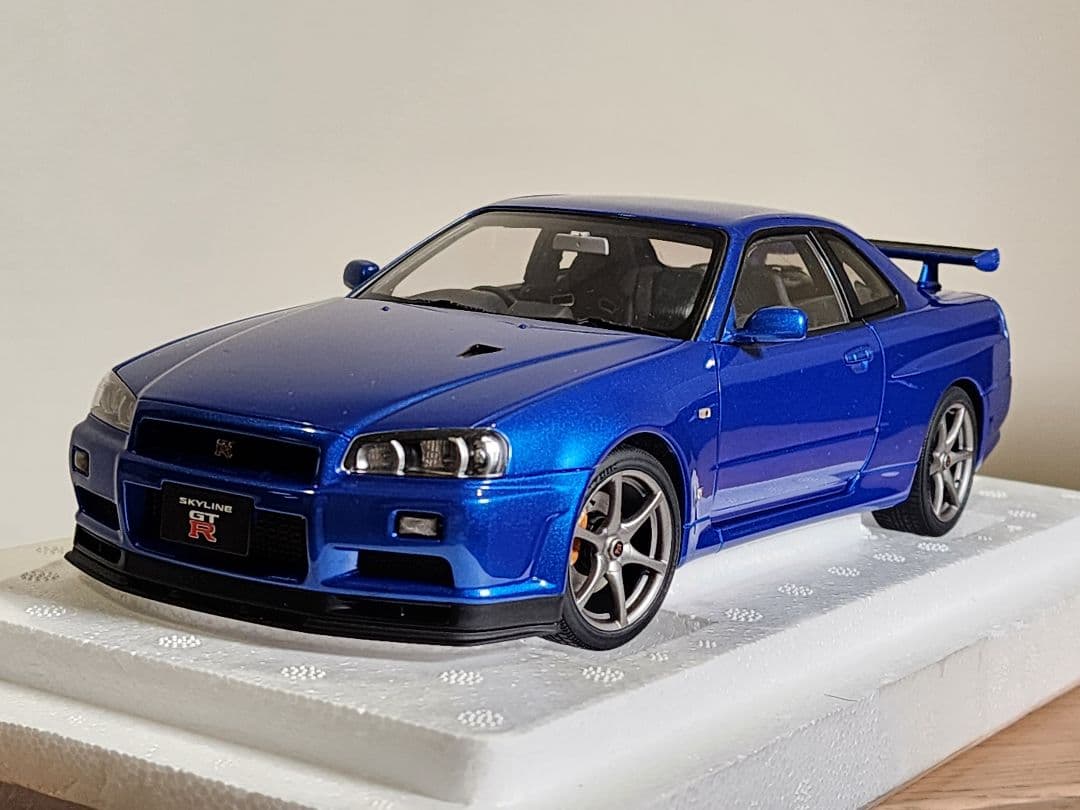 1/18 日産スカイラインGT-R(BNR34) AUTOart