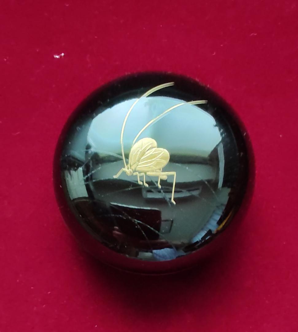 黒色漆器 鈴虫 香合