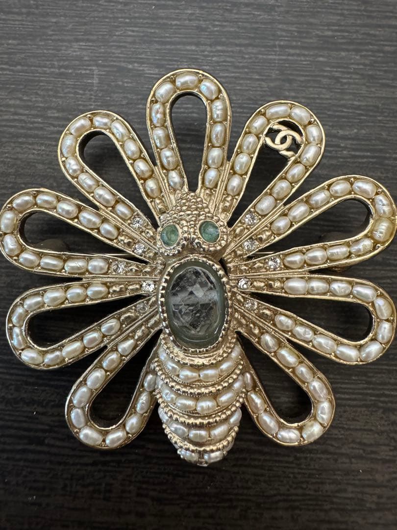 CHANELシャネル バタフライ ピンブローチ