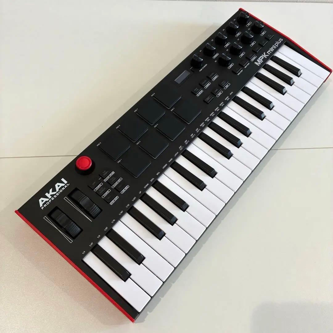 【美品】AKAI MPK mini plus MIDIキーボード 37鍵盤