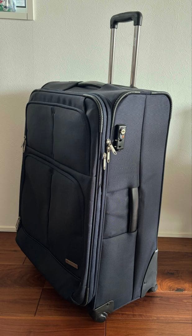 プラスワン ラゲッジ キャリーケース　TSAロック　大容量　超大型　スーツケース