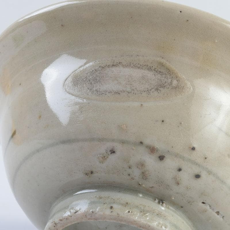 伊万里焼　出土品　鉄絵　草文　茶碗　共箱　V　9520