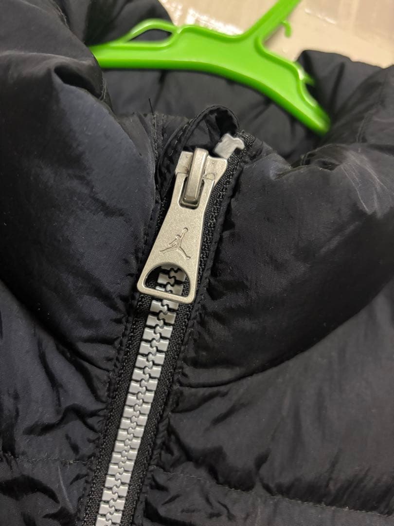 ナイキ　Jordan ダウンベスト