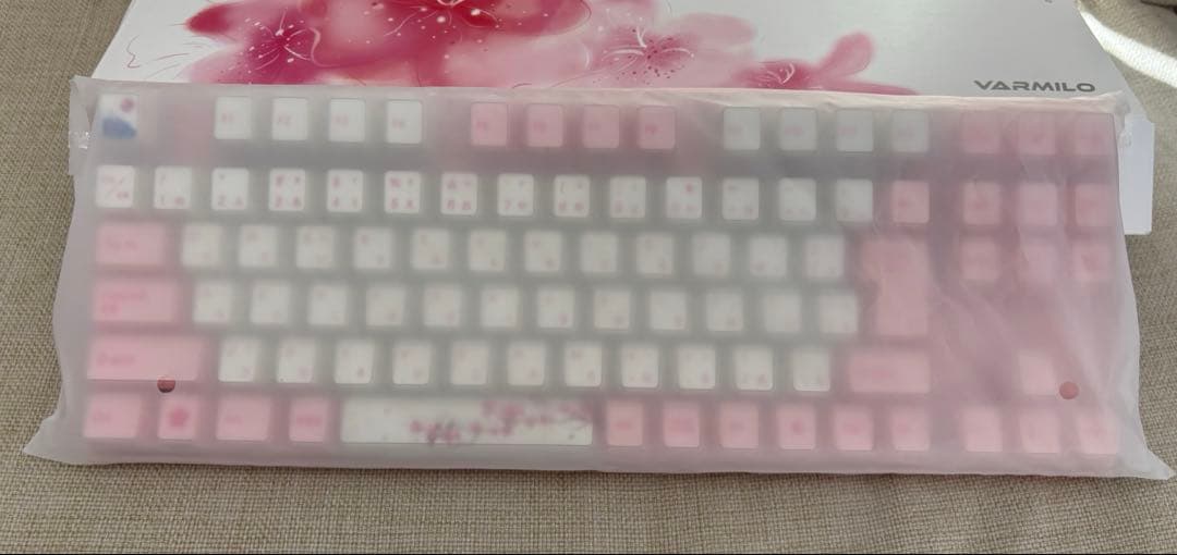 美品最安値Varmilo 桜キーボード　JIS配列　銀軸