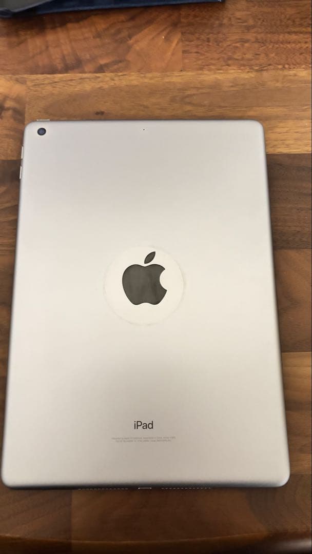 Apple iPad (第6世代) シルバー 32GB ケース付き