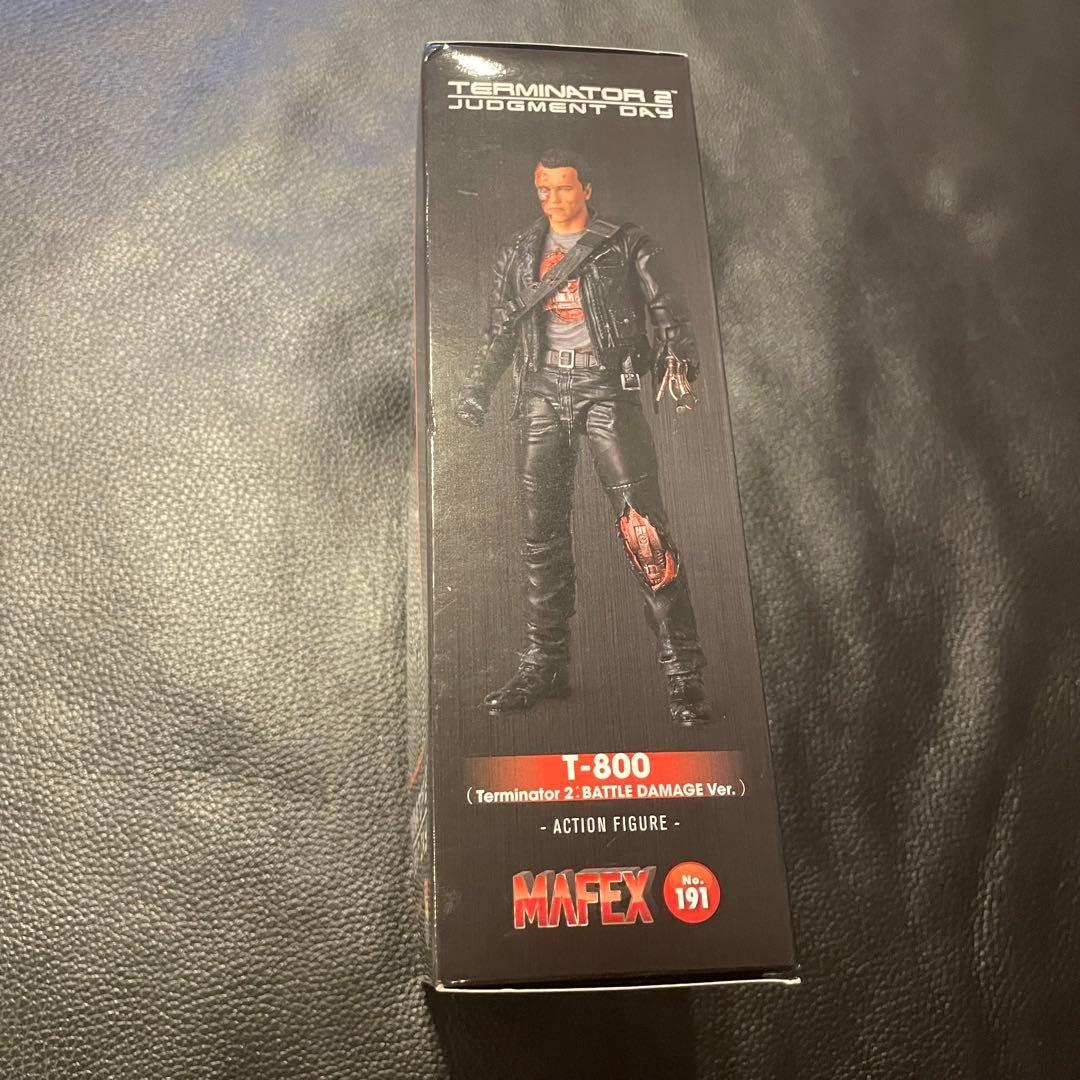 MAFEX T-800 T2 バトルダメージ Ver.ターミネーター2フィギュア