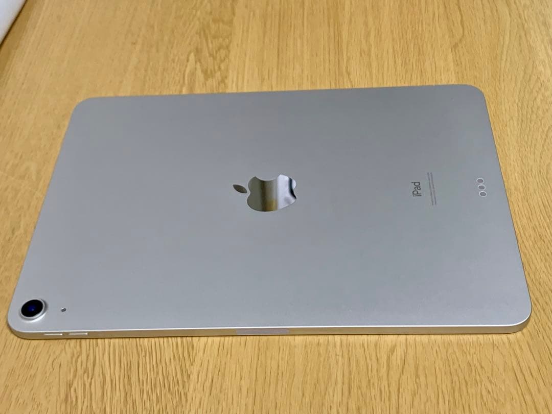 iPad Air 第4世代 10.9インチ シルバー 64GB
