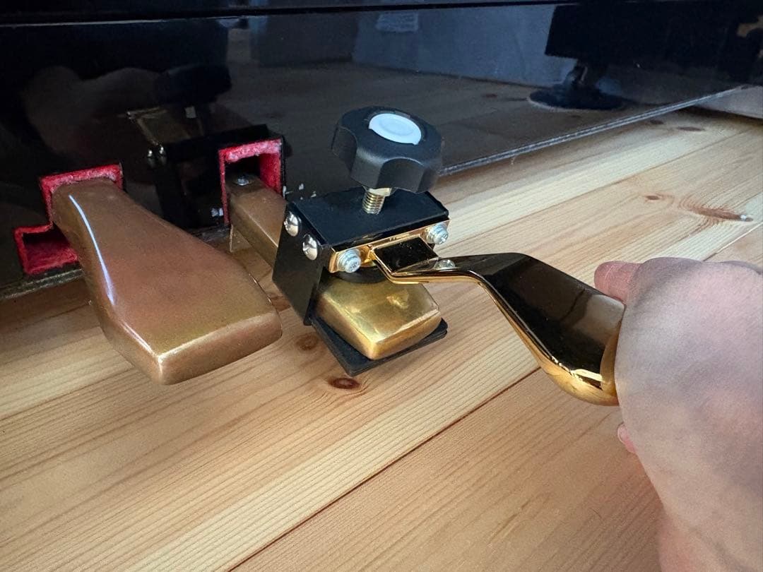 ピアノ足台(ウォルナット)アシストスツール & イージーペダル(箱、説明書)つき