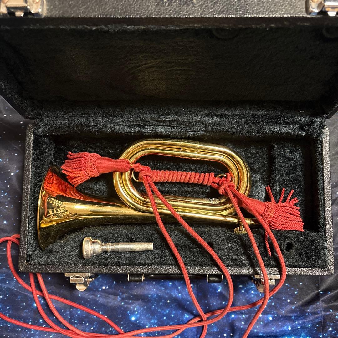 金色トランペット ケース付き