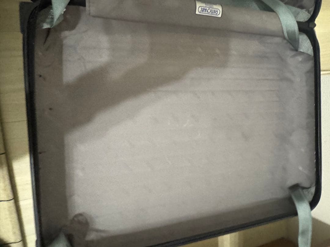 リモワ　SALSA サルサ　32〜35リットル　ブラック