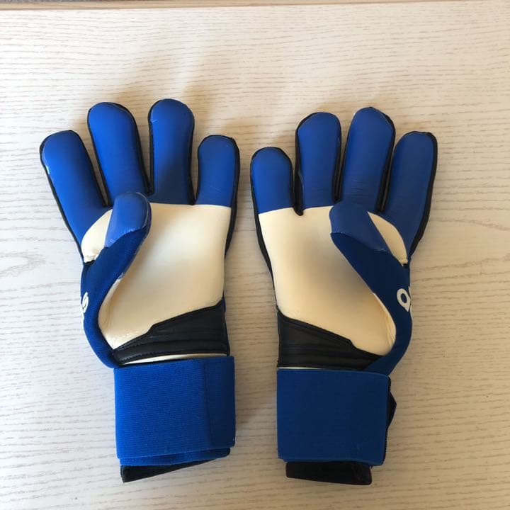 【新品】アディダスキーパーグローブ 8