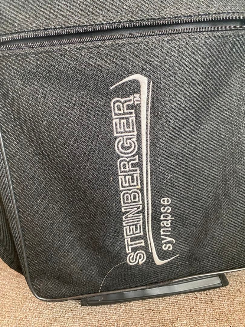 Steinberger synapse DEMON バッグ付き