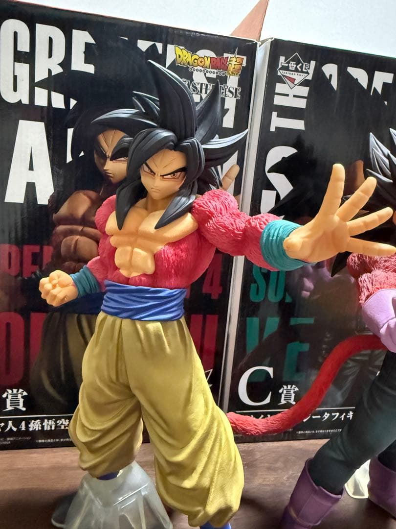 1番くじ　ドラゴンボール THE GREATEST SAIYAN 3体セット