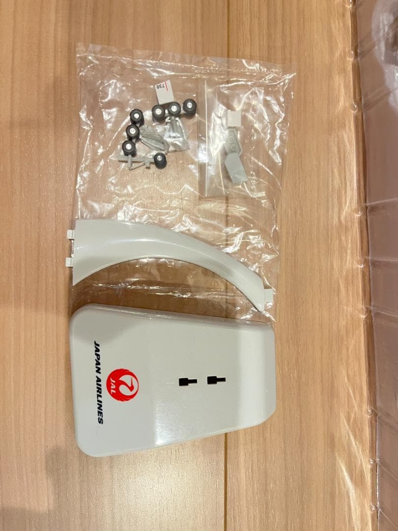 JAL Boeing777-300ER 1/200スケール　モデルプレーン