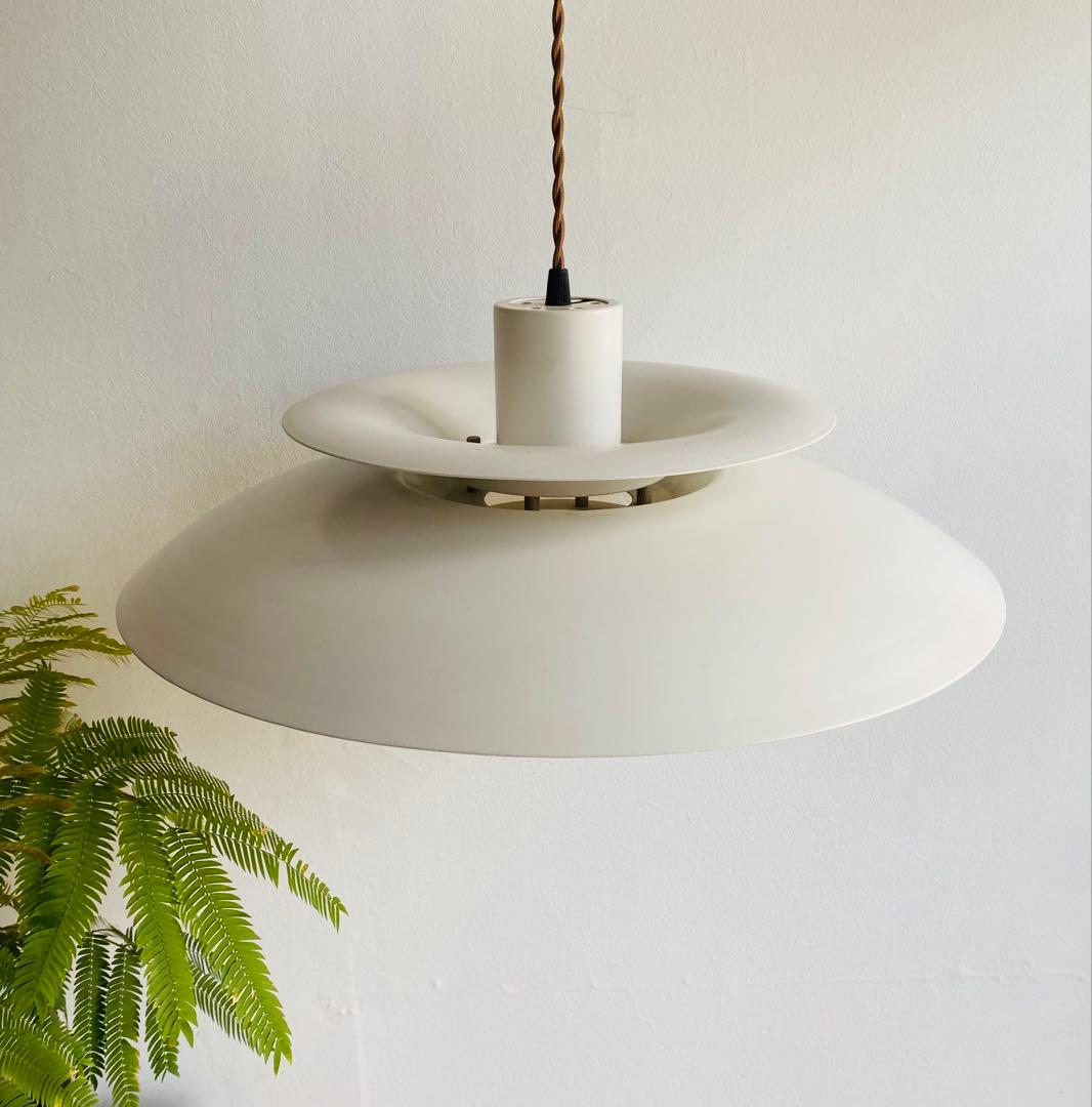 ポールヘニングセン ルイスポールセン PH5リプロダクト