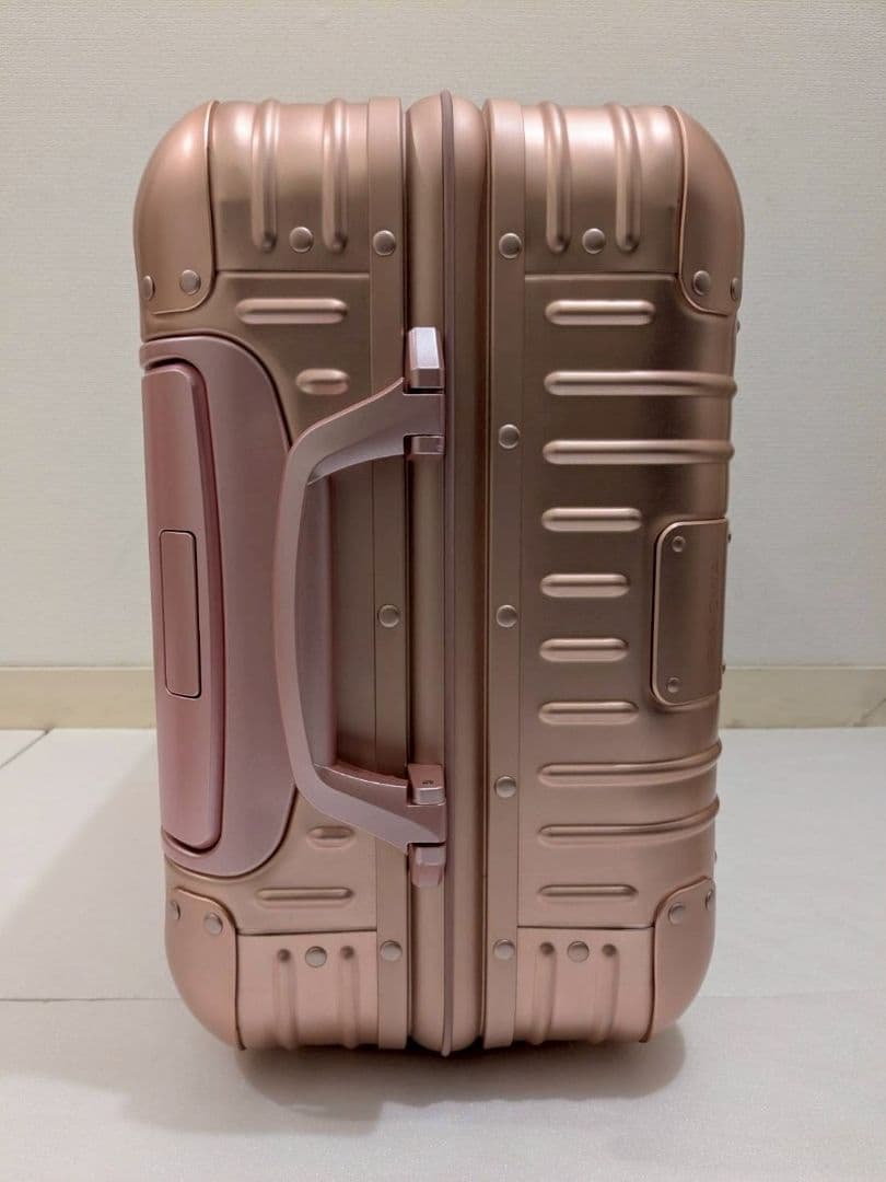 希少 即完売 リモワ オリジナル キャビン 35L ローズクオーツ 機内持ち込み
