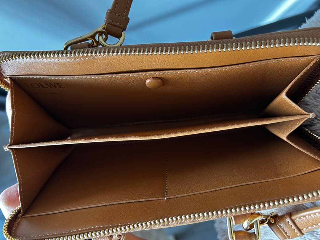 ロエベ　アマソナウォレットポシェット