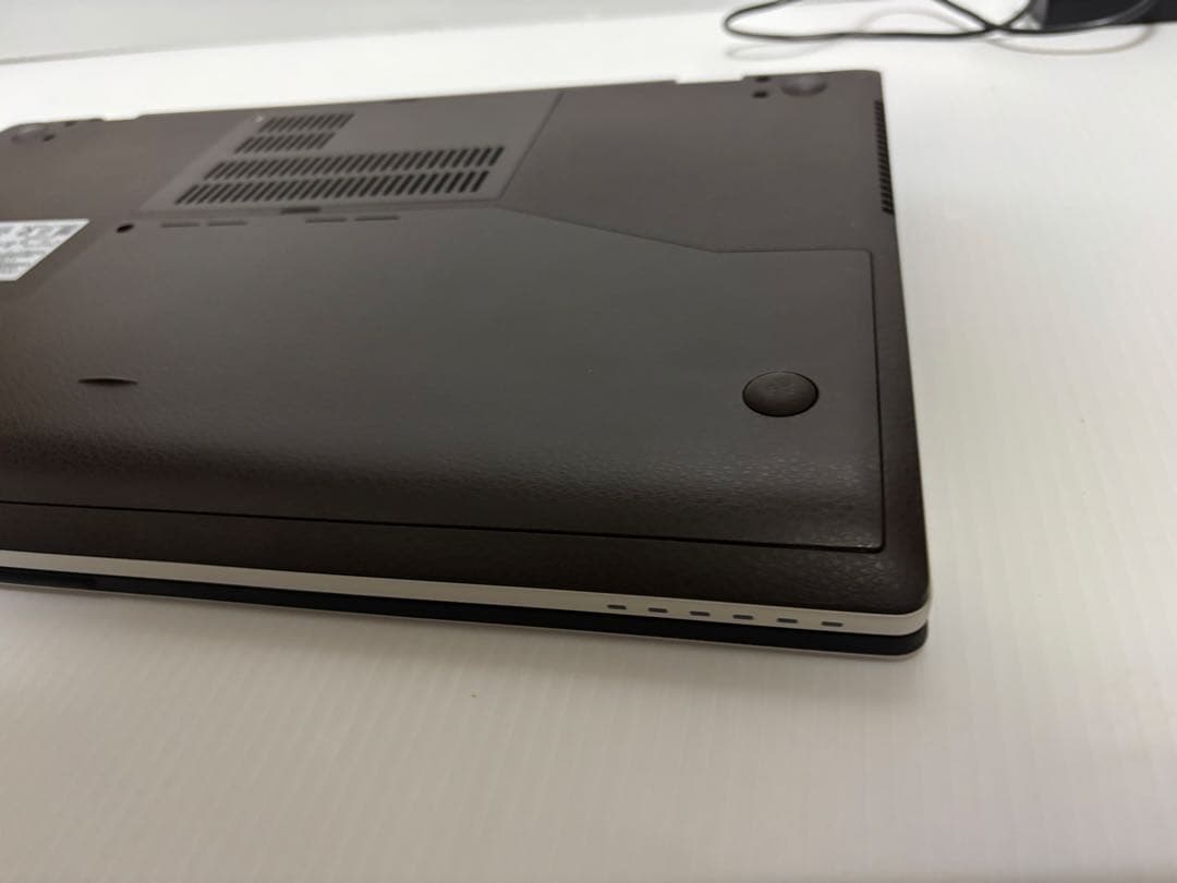 富士通 FMVN77E3G 17.3インチ ノート パソコン4700U 8GB