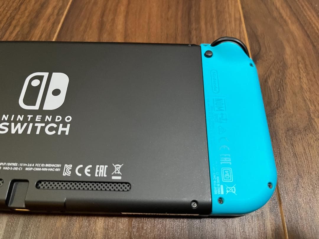 Nintendo Switch 本体 ケース付き