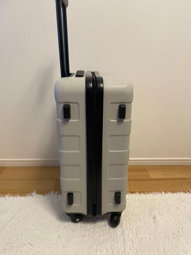 【無印】バーを自由に調節できる　ハードキャリーケース　TSAロック（鍵2本）付き