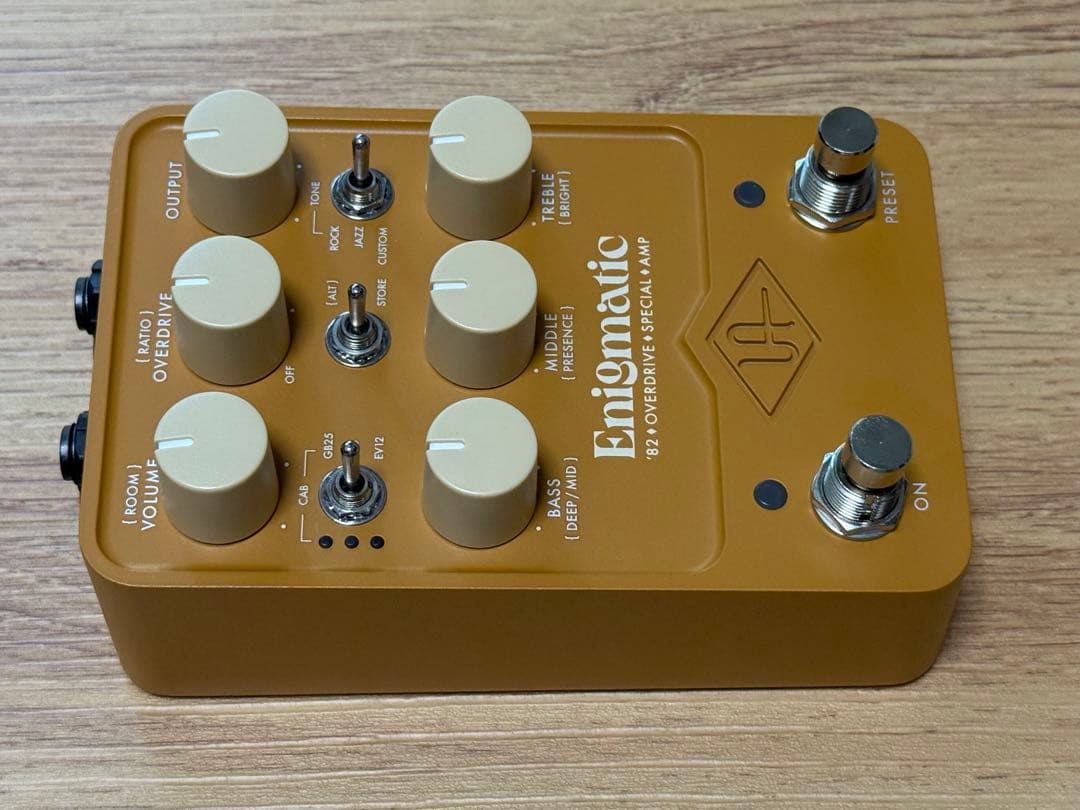 【リオ】【美品】UAFX Enigmatic '82 Overdrive