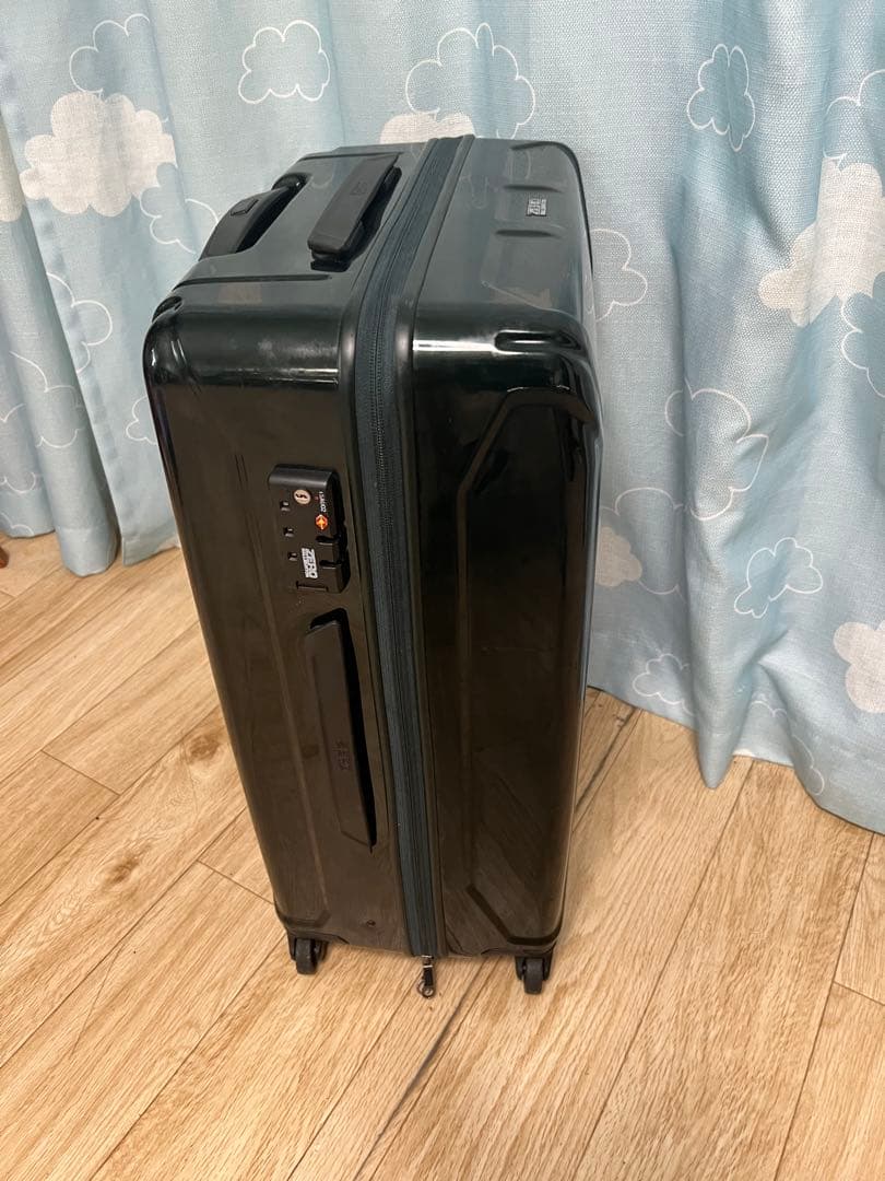 美品送料込‼️ ゼロハリバートン スーツケース /キャリーケース 軽量 6〜7泊