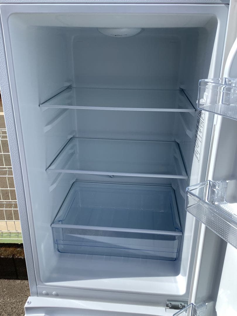 2025年製 ハイセンス 2ドア冷蔵庫 HR-D1701W 175L 白