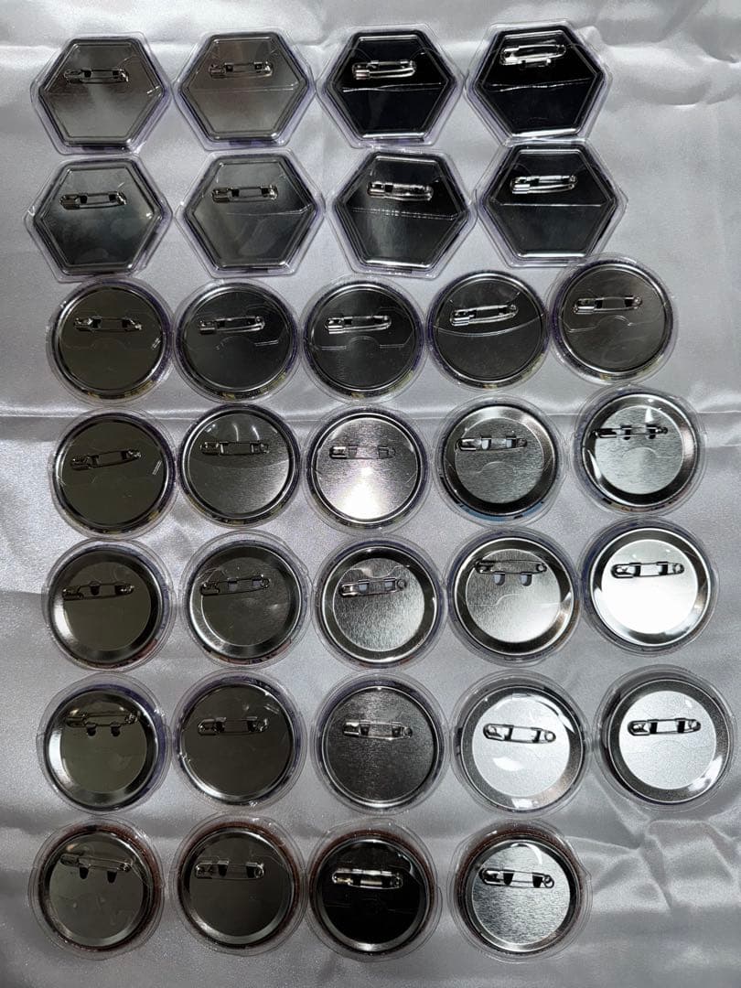 忍たま　缶バッジ　セット