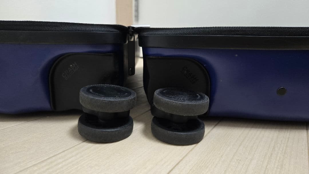 CRASH BAGGAGE キャリーケース Sサイズ（40リットル)