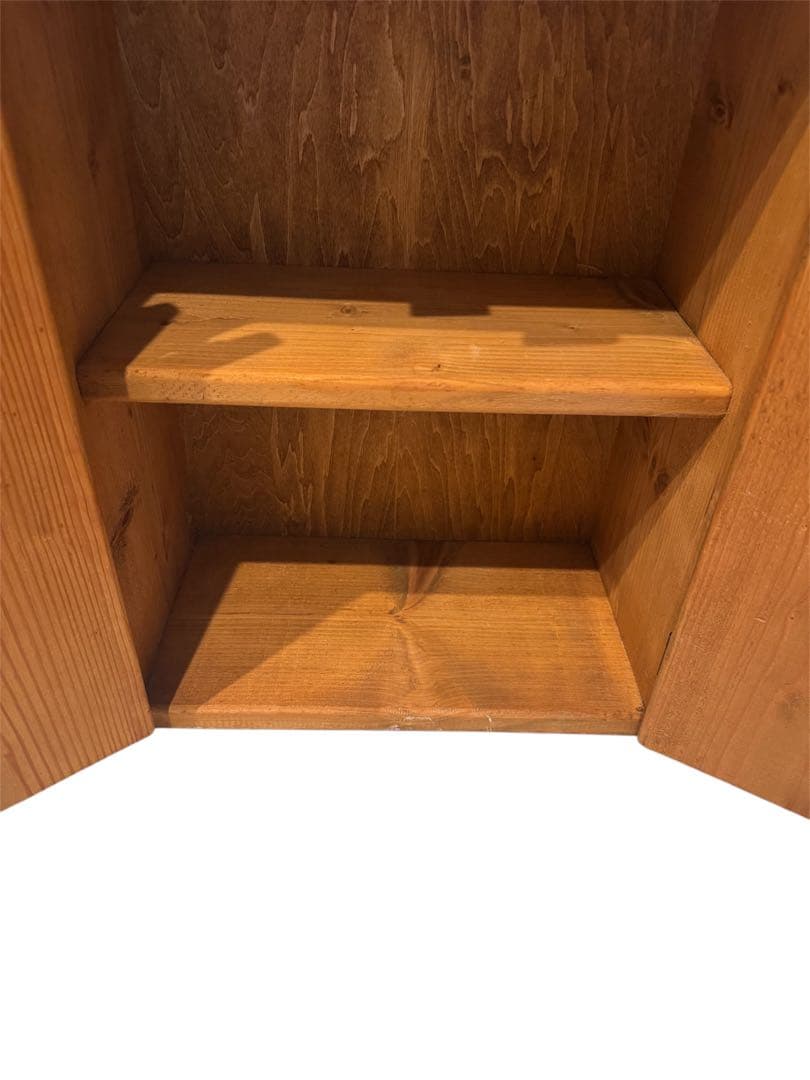 カントリー家具 ハート型扉付きキャビネット