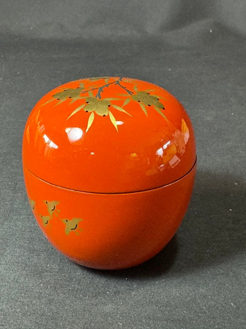 G79 送料無料　棗　井伊大老好　枇杷に鳥蒔絵　朱丸棗　茶道具　千穂造　茶道