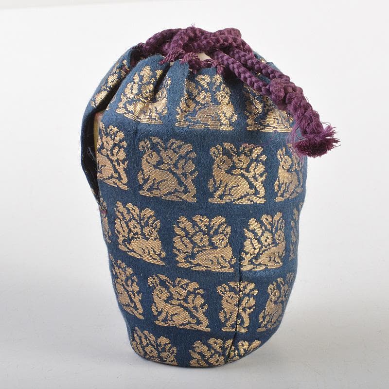 薩摩焼　苗代川焼　荒木幹二郎造　苗代川そば釉　茶入　仕覆付　共箱　V　6603