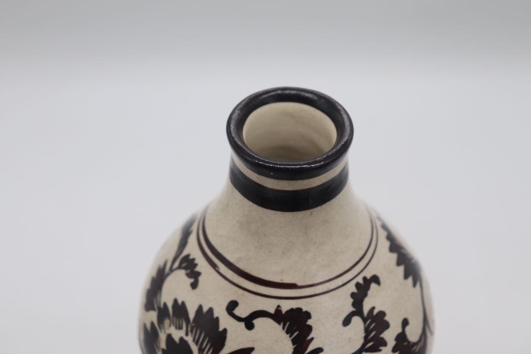 中国　磁州窯　瓢箪型瓶　送料込み1028