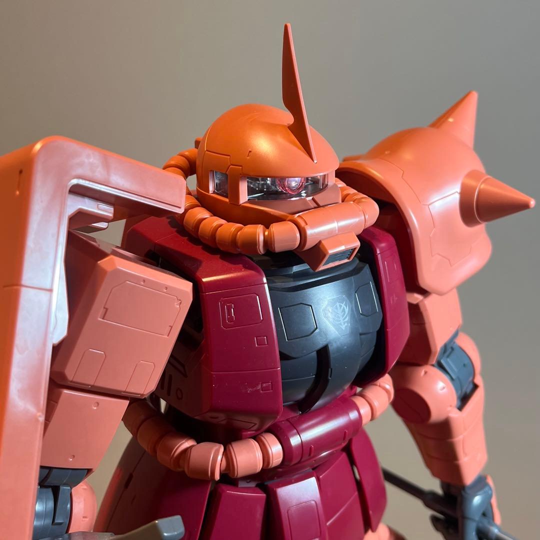 メガサイズ MS-06S シャア専用ザク II 完成品