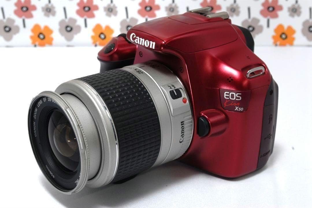 ❤Canon Kiss X50❤レッド色で目立つ❤❤ショット数2252回少ない！