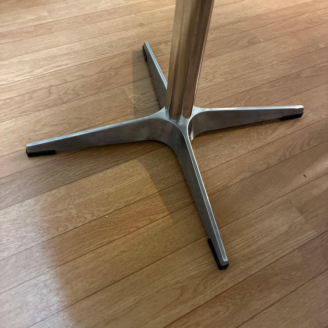 円形　ダイニングテーブル