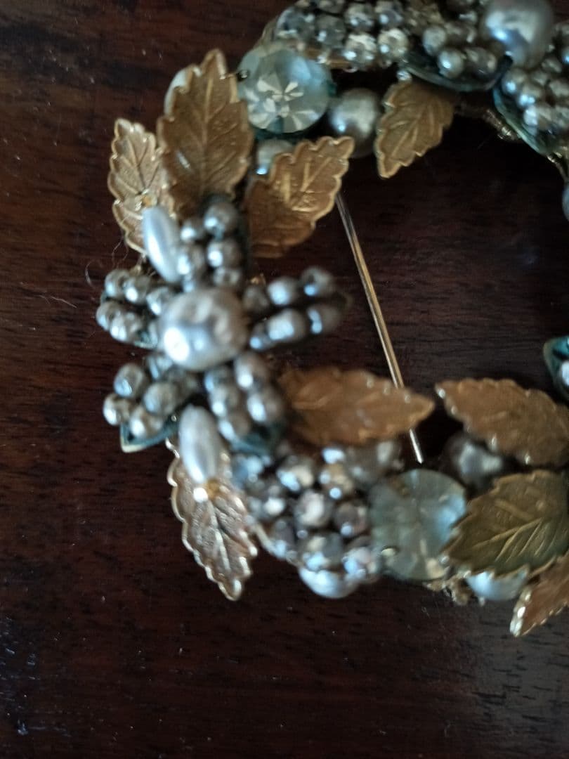 ビンテージブローチハスケル風　メーカー銘