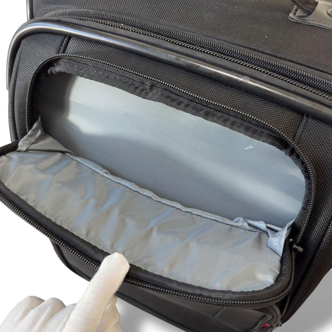 美品 SAMSONITE 4輪 機内持ち込み可能サイズ キャリーケース 黒