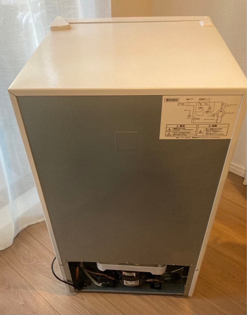 ホワイト小型 2ドア87L冷蔵庫 PRC-B092DーＷ