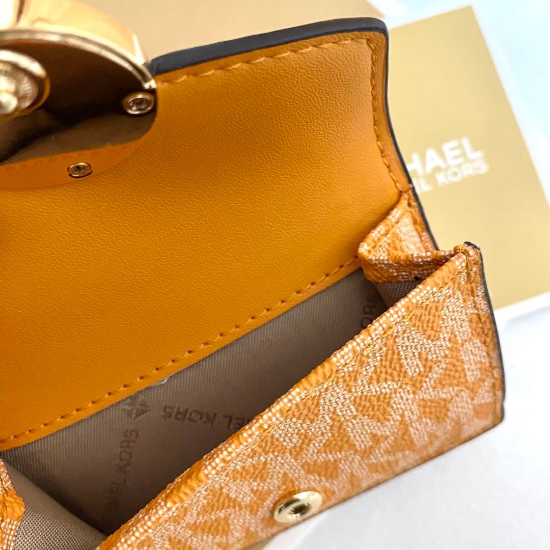 新品　正規品☆MICHAEL KORS 折り財布　イエロー　レザー 三つ折り財布