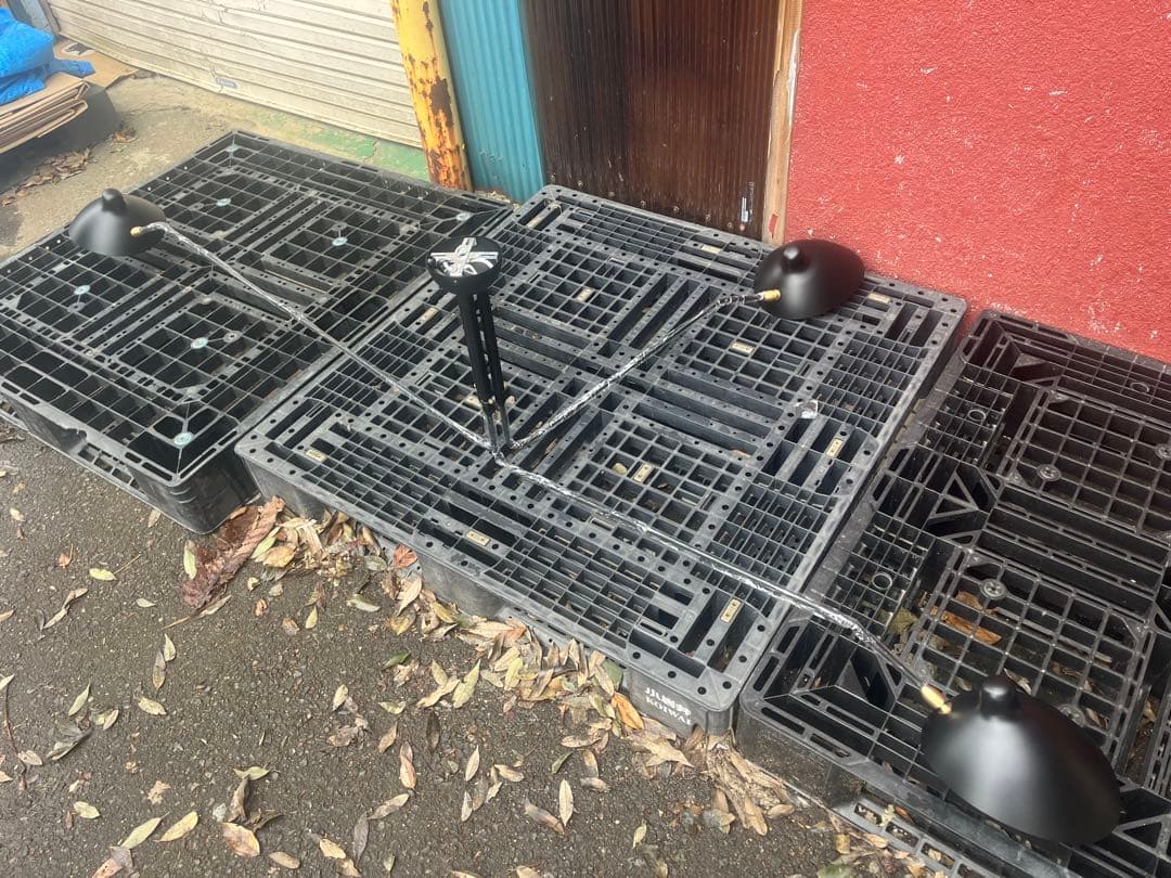 セルジュムーユ ペンダントライト 3アーム 家具