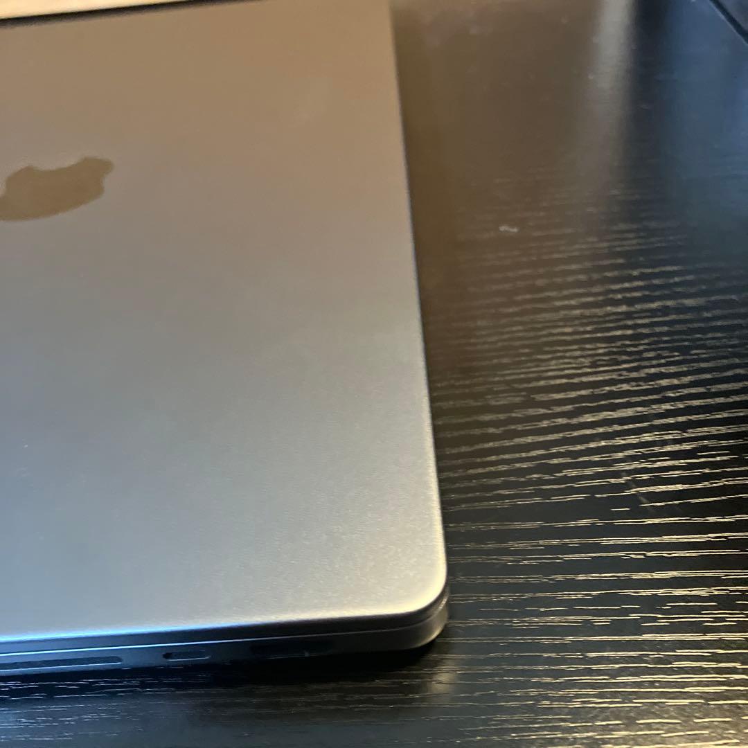 MacBook Pro M2 Pro (14インチ)