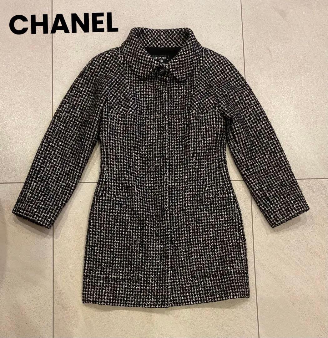 CHANEL モノトーン　ツイード　コート　ジャケット　ライオンCOCOボタン