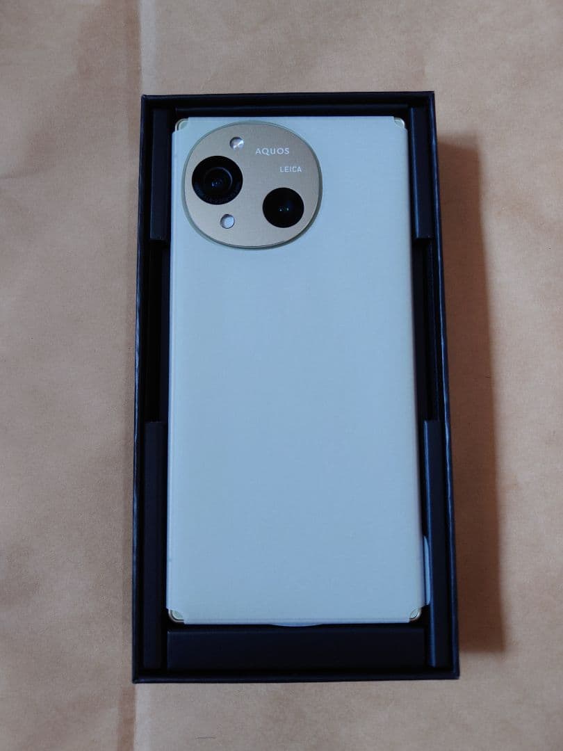 SHARP AQUOS R10 12GB/256GB トレンチベージュ